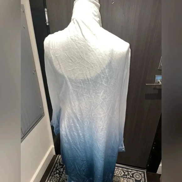 LONG BREAK AWAY BUTTON DOWN TOP WITH POCKETS BLUE DENIM/WHITE RAYON SIZE MEDIUM - Picture 13 of 15